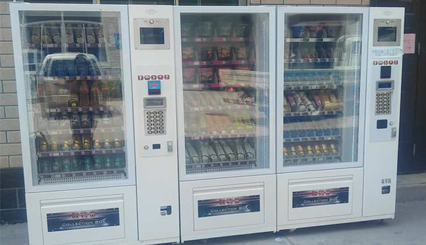 群組化無(wú)人自助販賣(mài)機(jī)打造的咖啡店